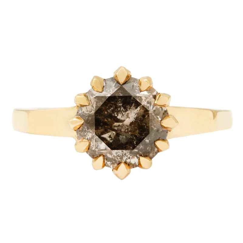 Golden Noir Diamond Ring