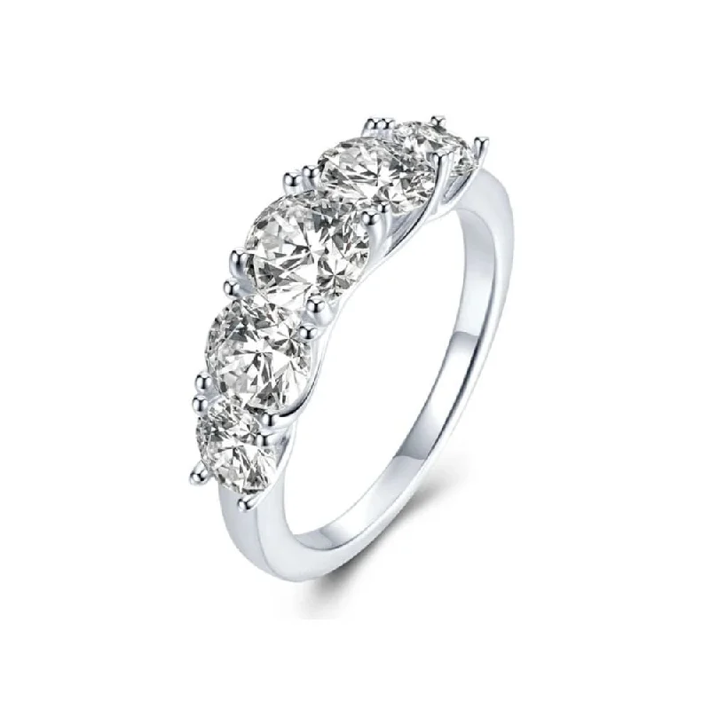 Solitaire Diamond Rings in Platinum SettingsSparkling Diamond Ring