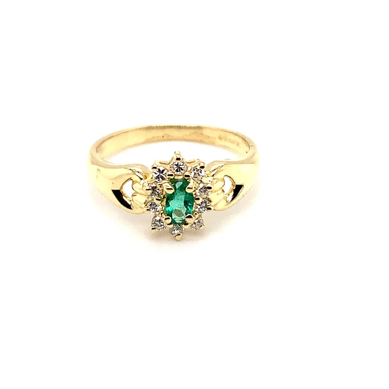 Emerald Gemstone Rings with Filigree - Bordered SettingsOval Emerald Diamond Cluster Ring in 18ct Yellow Gold