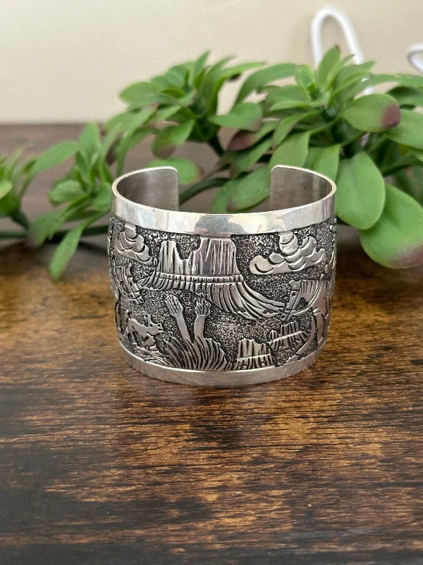 Mens Cuff Bracelets with a Masculine DesignNavajo Made Sterling Silver Cuff Bracelet