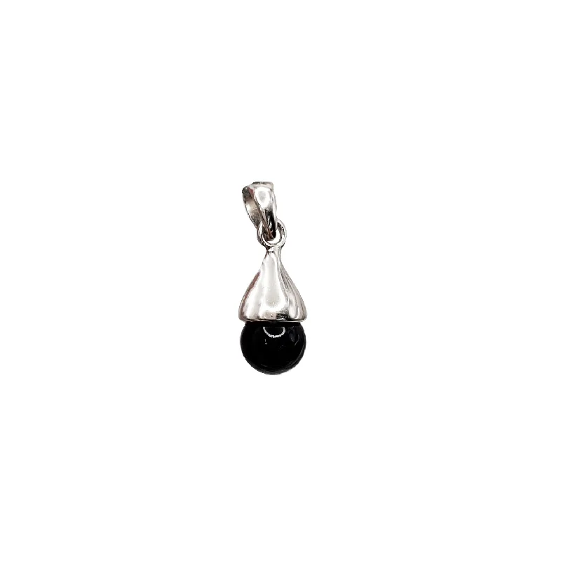 Crystal - Embellished Pendant Necklaces for a Glamorous LookCalabash Design Black Onyx Pendant (Silver)