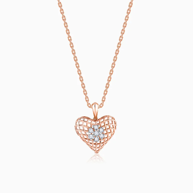 Crystal - Embellished Pendant Necklaces for a Glamorous LookRose Gold Cardinal Diamond Pendant