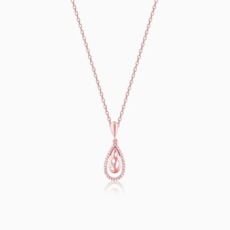 Nature - Inspired Pendant Necklaces with Leaf or Flower DesignsRose Gold Intricate Teardrop Pendant with Link Chain